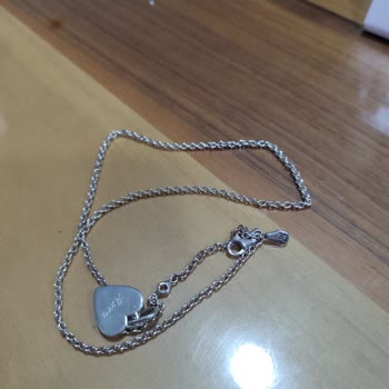 Renk Değişimi Yaşayan Kolye İçin Hemen Değişim Talebi