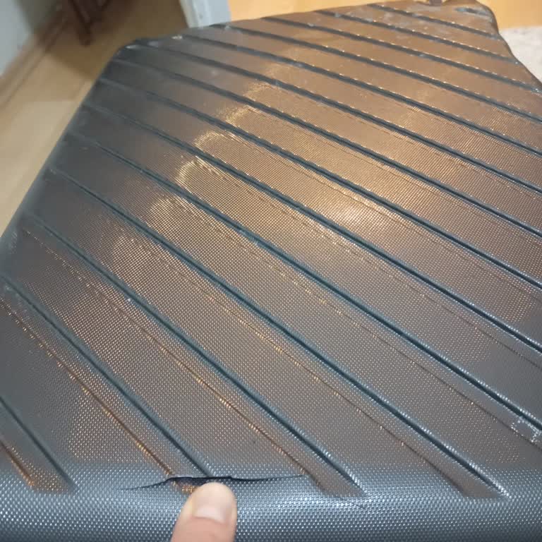 Ajet Uçuşunda Valizim Çatladı Ve Kullanılamaz Duruma Geldi