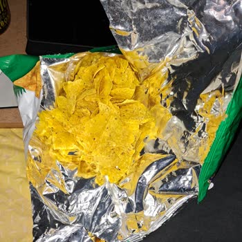 Cips Paketi Yarım Boş