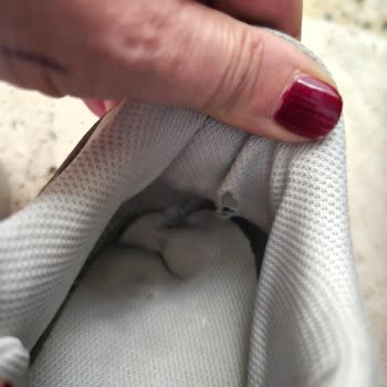 Ayıplı Nike Ayakkabılar İçin Fotoğrafla Red Kararı Ve Değişim Talebi