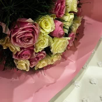 Teslimat Saati Yanıltması Ve Eksik Kartlarla Kalitesiz Çiçek Gönderimi