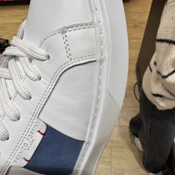 Deichmann Ayakkabısında Üretim Hatası: 1 Haftada Soyulma Ve Mağaza Sorumluluk Reddi