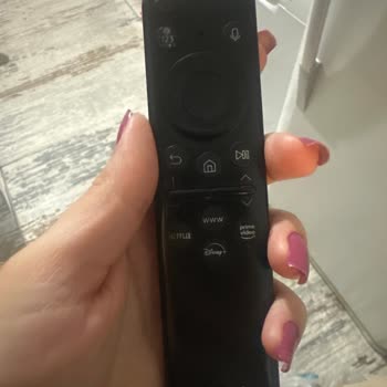 Şarjda Çalışan Kumanda Şarj Dışında İşlevsiz