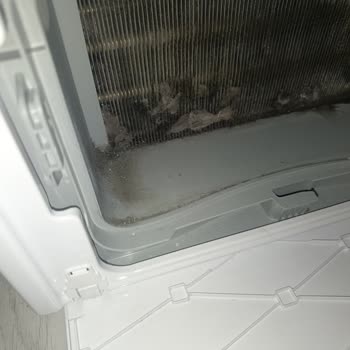 Beko KMX82 Kurutma Makinesinde Sürekli Toz Kaçırma Ve Servis Yanıltması