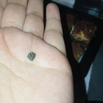 BİM Şahintepe Şubesinde Satılan Baklava İçinde Taş