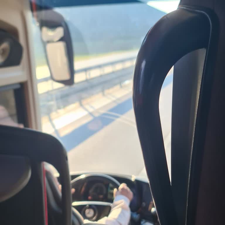 Muavinin Ayak Kokusu Ve Hijyen Eksikliği Yolculuğu Bozdu