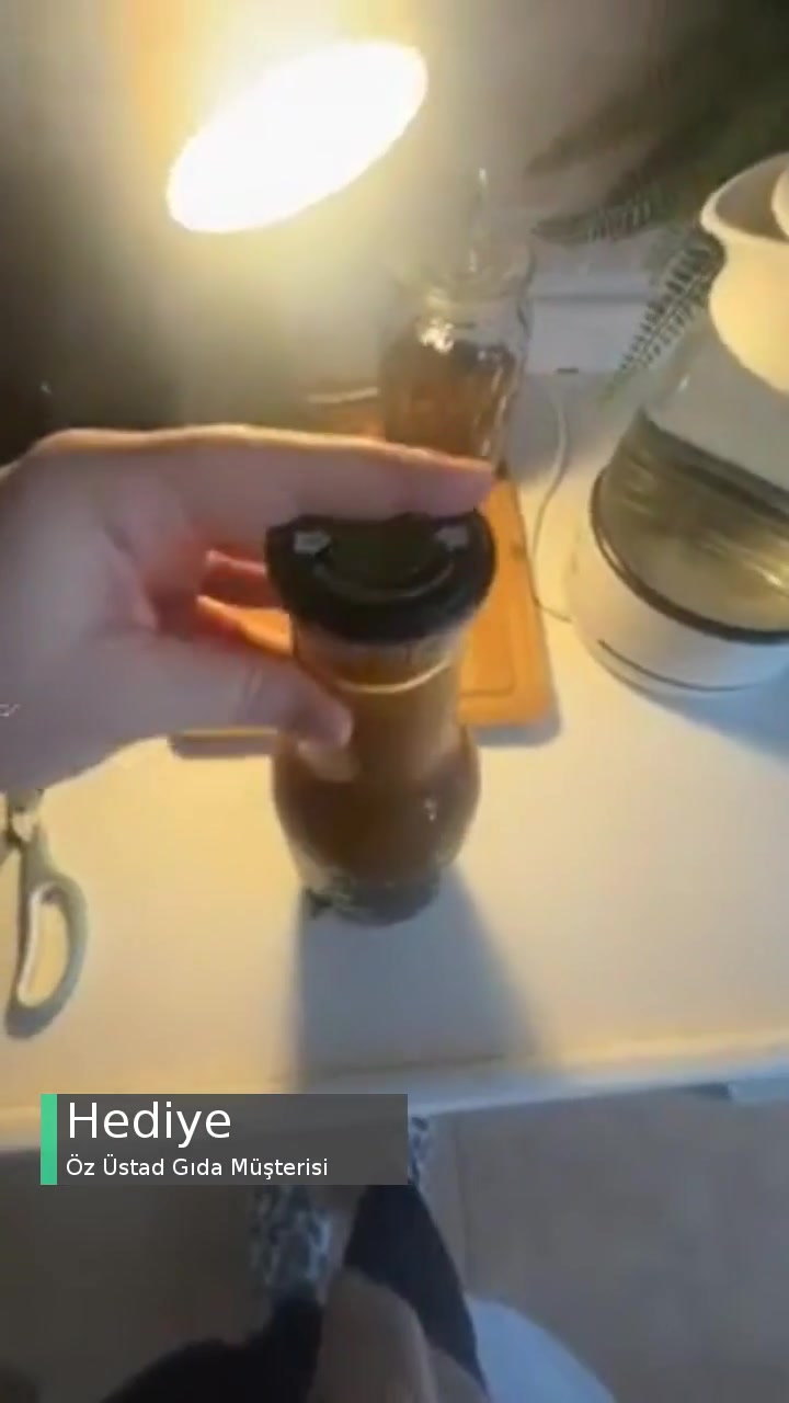 Öz Üstad Küflü Meyve Suyu videonun kapak resmi