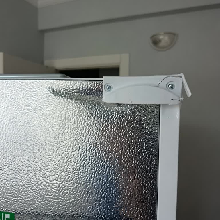 Media Markt'ta Hasarlı Derin Dondurucu Değişiminde 12 Günlük Gecikme