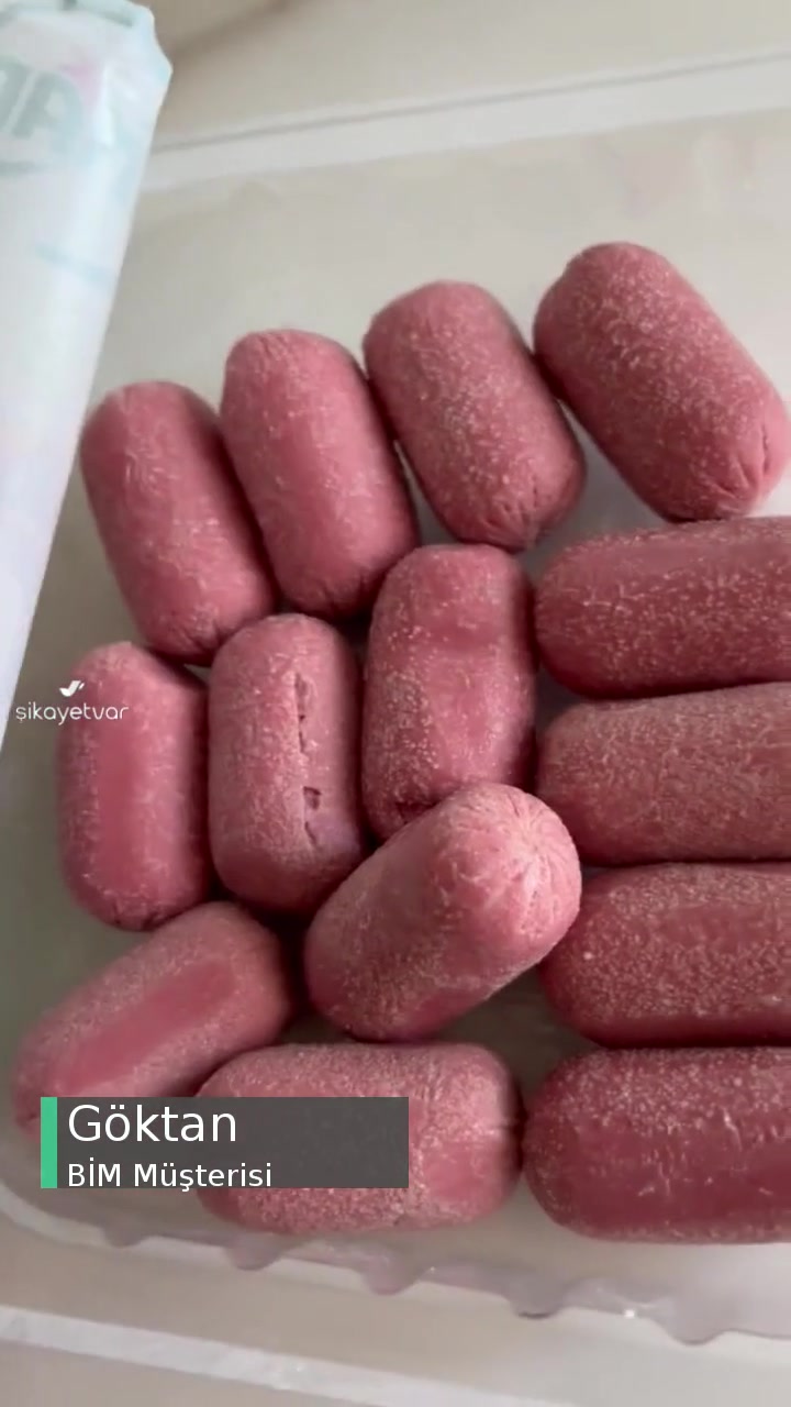 BİM'den Alınan Pınar Sosis Bozuk videonun kapak resmi