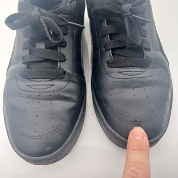 Kısa Sürede Dikiş Atan Spor Ayakkabının Değişim Ve İade Talebi