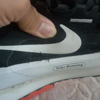 FLO Mağazasındaki Nike Ayakkabımda Üretim Hatası Nedeniyle Taban Açılması