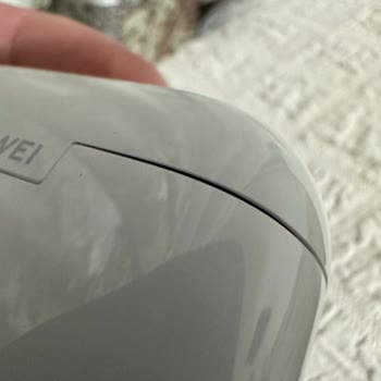 Trendyol Kapanmayan Kasa Ve Kesintili Sesli Huawei FreeBuds Se 4 Ürünü Ayıplı