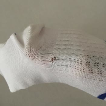 Ayıplı Çorap Değişim Talebi Ve Mağaza Personelinin Kaba Tutumu