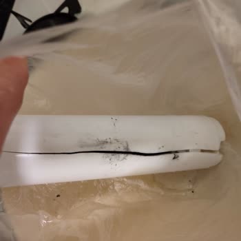 Patlayan Filtre Sonrası Su Sızıntısı Ve Satıcı Cevapsızlığı