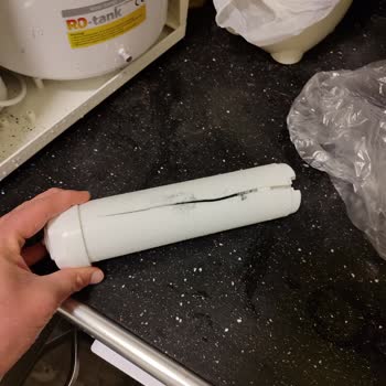 Patlayan Filtre Sonrası Su Sızıntısı Ve Satıcı Cevapsızlığı