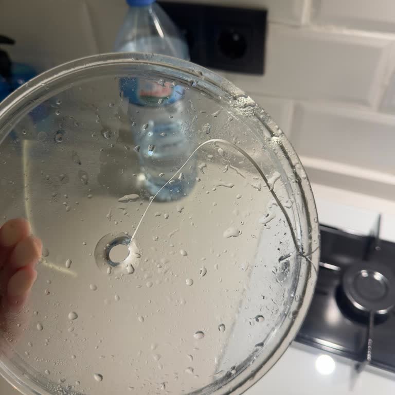 Karaca Tencere Kapağı Ocakta Kendiliğinden Kırıldı Ücretsiz Değişim İstiyorum