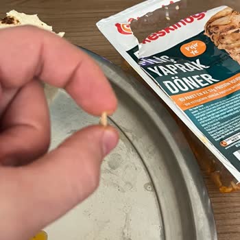 Keskinoğlu Hazır Dönerde Kemik Ve Kıkırdak Parçaları Sağlık Riskine Yol Açıyor