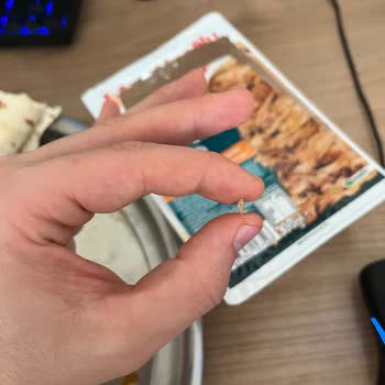 Keskinoğlu Hazır Dönerde Kemik Ve Kıkırdak Parçaları Sağlık Riskine Yol Açıyor