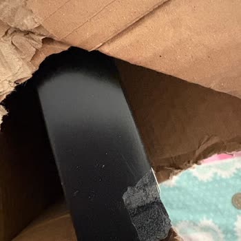 Kırık Tablo Teslim Edildi, Hızlı Değişim Talebi