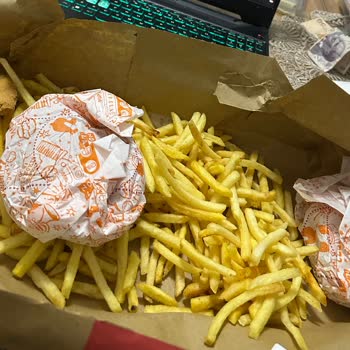 Popeyes Şubesinde Eksik Ve Özensiz Sipariş Şikayeti
