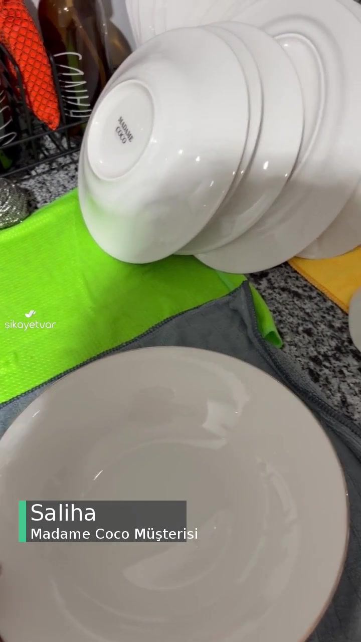 Madame Coco Çeyizlerimde Kusurlar Var, Mağdur Oldum! videonun kapak resmi