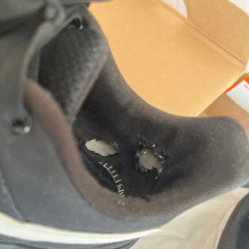 İç Astar Aşınması Nedeniyle Puma Ayakkabısının Değişim Talebi