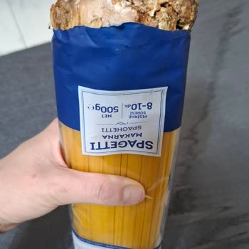 Küflü Spagetti Ürünü Ve Cevapsız İletişim Nedeniyle Güven Kırılması