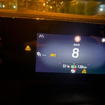 Fren Arızası Ve Güvenlik Endişesi Nedeniyle Ford Explorer Değişim Talebi