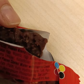 Ülker Ürününde Kıl Görüldü Ve Hijyen Endişesi