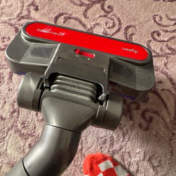 Dyson Big Ball Absolute 2: Floor Head Broke During Normal Use