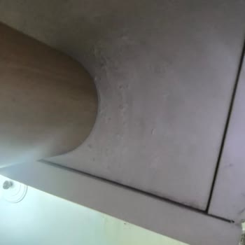 TV Ünitesindeki Gizli Çizikler Ve Ayak Desteği, Yatak Odası Konsolunda Kalite Sorunu