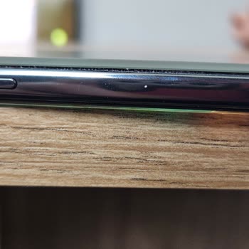 Garanti Dışı Arka Kapak Yapışmazlığı Üzerine Ücretsiz Tamir Talebi