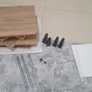 Hasarlı Ve Eksik Gelen Komodin İçin Satıcı Ve Hepsiburada'dan Cevap Yok