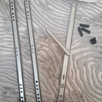 Hasarlı Ve Eksik Gelen Komodin İçin Satıcı Ve Hepsiburada'dan Cevap Yok