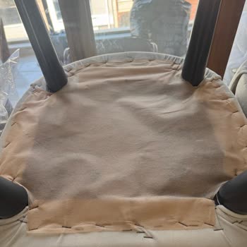 Koltuk Minderleri Çöktü, Sandalyeler Kırıldı Ve İşçilik Kalitesi Kabusa Dönüştü