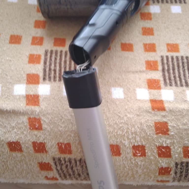 Philips SpeedPro Max Dik Süpürge Kırıldı, Garanti Kapsamında Yetkili Servise Ulaşılamıyor