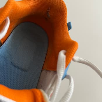 Puma Ayakkabısının İç Astarı 2 Ayda Yırtıldı, İade Talebi