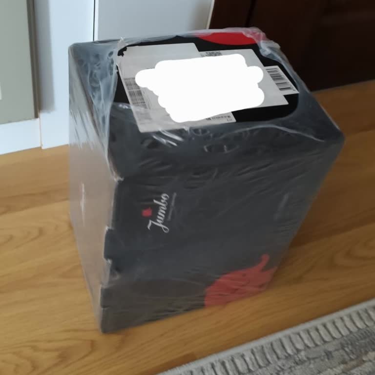 Jumbo'nun Koli Kullanmayarak Ürünleri Korumasız Gönderme Sorunu