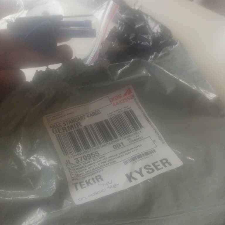 Boş Paket Gönderildi, Ücret İadesi Ve Hediye Teslimatı Kaçırıldı