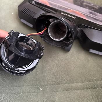 Kronik Arızalar Ve Garanti Kapsamında Tekrarlanan Tamirler Nedeniyle Philips Süpürge Ücret İadesi