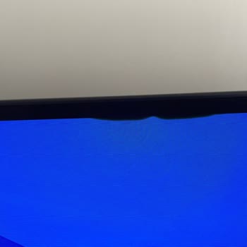 Garanti Süresi Dolmuş OLED TV Panel Değişimi Ücretinin Aşırı Olması