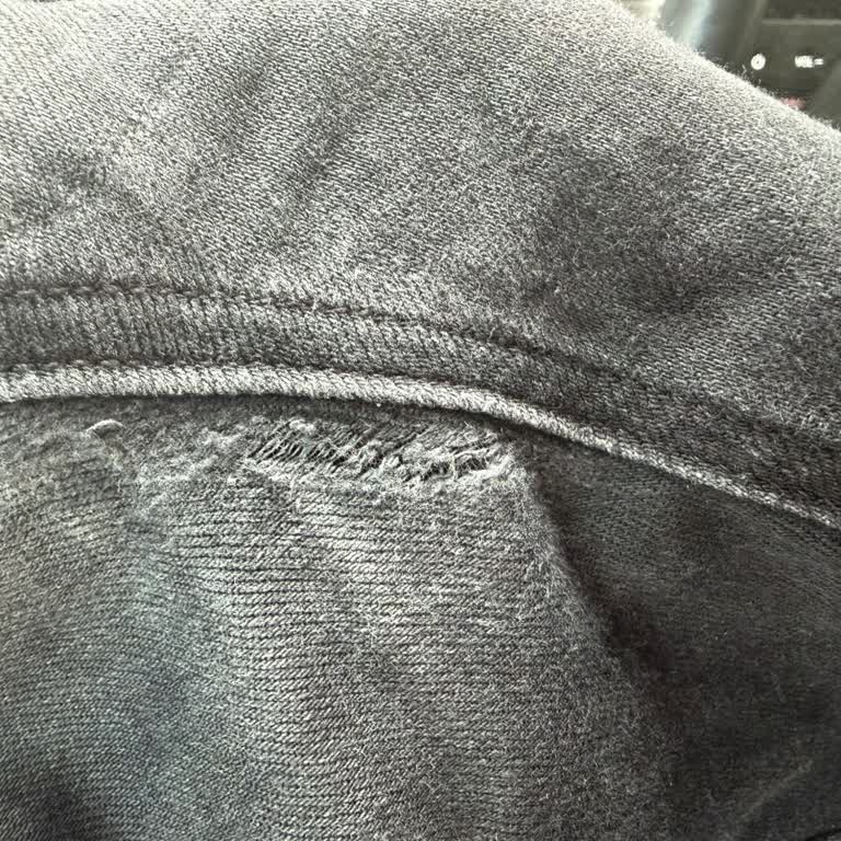 5 Ay Sonra Ağ Kısmı Yırtılan Mavi Kot Pantolon İçin Değişim Ve İade Talebi