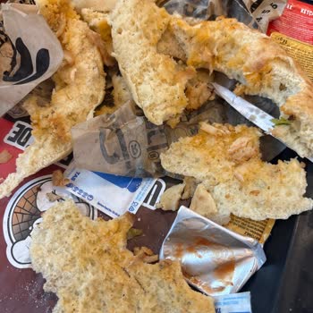 Samsun Piazza Usta Dönerci’de İzin Almadan Fazla Ücret Ve Bayat Ekmek Şikayeti