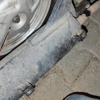 Mondial Lavinia 125'de Egzoz Parçası Kırıldı Ve Garanti Değişimi İstendi