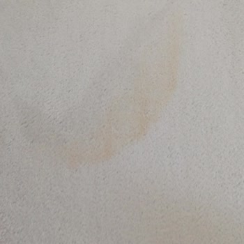 Garanti Verilen Halı Yıkamada Lekeli Teslimat