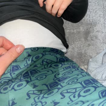 Molfix 6 Numara Smart Fit Bebek Bezinde Emicilik Sorunu Ve Çocuk Üzerinde Sıvı Bırakma