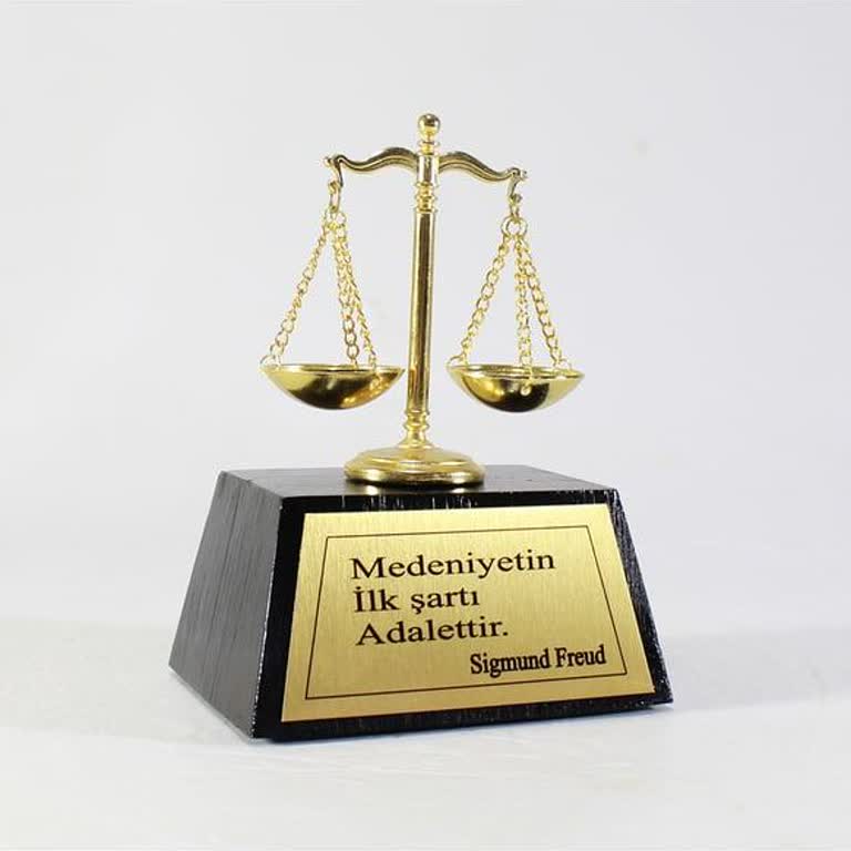 Farklı Şubeden Para Çekme Komisyonu İadesi Ve Uygulamanın Durdurulması Talebi