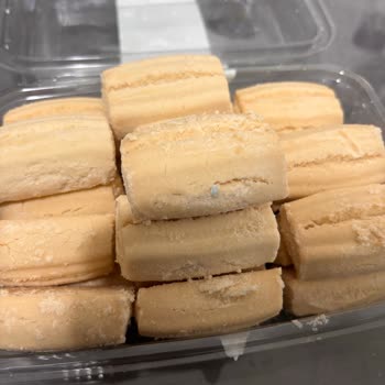 Nimet Kurabiyesinde Mavi Yabancı Cisim