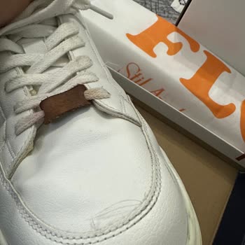 US Polo Shoes Stitching Sole Defect