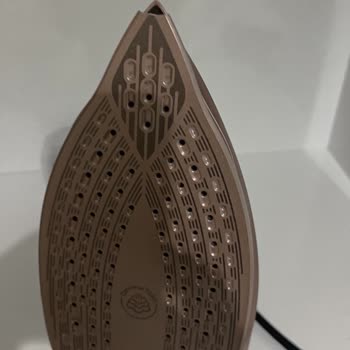 Philips Ütüsünün Alt Tabanı Kırıldı, Hepsiburada Garanti Reddiyle Karşılaştım